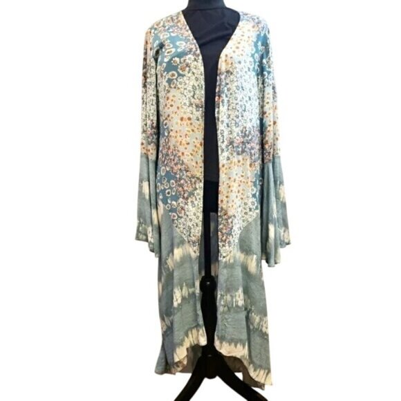 Altar'd State Green Floral Bell Sleeve Kimono - Picture 1 of 6